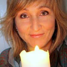 Rachel Kamps's Instagram, Twitter & Facebook