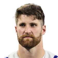 Dalton Schultz on the sideline