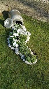 See more ideas about diy garden, garden projects, backyard garden. Diy Garden Decoration With Stones 32 Absolutely Spectacular Ideas My Desired Home Stone Flower Beds Diy Garden Decor Flower Garden Design