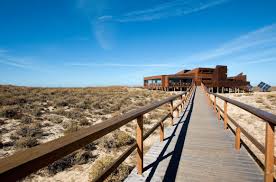 A ilha tem apenas um habitante e um restaurante. Ilha Deserta The Complete Guide To The 1 Island Of The Algarve