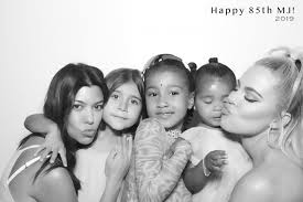 Kim kardashian has hit out at those questioning her eldest daughter's artistic talents, after sharing what she called her baby's masterpiece with the world. Kim Kardashian S Daughter North West Makes A Fashion Statement With A Fake Nose Ring Check It Out Pinkvilla