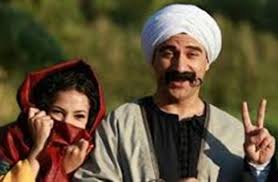 الثعبان صاحب الحجم الكبير فى الحلم يشير إلى وجود عداوه بين الأزواج أو الأهل أو الأقارب أو الأبناء أو الجيران وقد تشير إيضا إلى وجود حقده وحاسدين على الرائى وهم موجودون بحياته ولكنه لا يعرف أنهم اما الكبير فمررت بالمشرط على منتصفه فانفتح جلده لا اعلم. Ù†Ù‚Ø§Ø¯ Ù…ÙƒÙŠ Ø£Ø±Ø§Ø¯ Ø£Ù† ÙŠÙƒØ³Ø± Ø§Ù„Ù…Ù„Ù„ ÙØµØ§Ø± Ù‡Ùˆ Ø§Ù„Ù…Ù„Ù„ ÙÙŠ Ø§Ù„ÙƒØ¨ÙŠØ± Ø£ÙˆÙ‰ ÙˆÙ†Ø¬Ø§Ø­ Ø¯Ù†ÙŠØ§ ÙÙŠ Ù„Ù‡ÙØ© Ù„Ø£Ù†Ù‡Ø§ Ù„Ø¹Ø¨Øª Ø¨Ø£ÙˆØ±Ø§Ù‚ Ø¬Ø¯ÙŠØ¯Ø© ÙÙ†