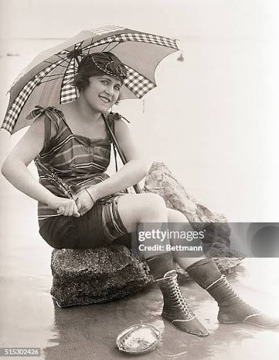 1,271 Swimsuits 1920 Stock Photos, High-Res Pictures, and Images - Getty Images