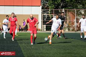 جمع پرسپولیسی ها در کادرفنی مهدی تارتار جمع می شود؛ چهره سرشناس قرمزها به زودی در تمرین!