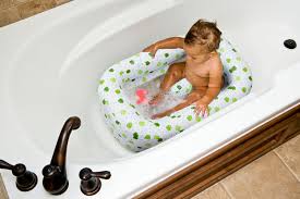 Free shipping and returns on stokke 'flexi bath®' foldable baby bathtub (nordstrom exclusive color) at nordstrom.com. The Best Baby Bathtubs For Keeping Little Ones Safe In 2021 Spy