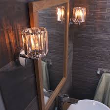 De belles armoires avec de larges espaces de. Eclairage Salle De Bains Lequel Choisir Cote Maison