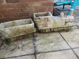Check spelling or type a new query. Gwr Steam Engine Coal Car Garden Stone Planter In Weybridge Surrey Freeads