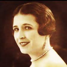 05 de octubre: NACE TERESA DE LA PARRA (1889) “Tengo un alma profundamente  naturista y adoro con ella la verdad sencilla de las cosas”. Ifigenia  Escritora venezolana que nació en París, bautizada