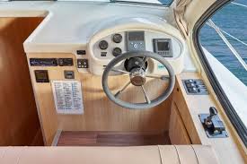 Interieur Sixto Green Poste Pilotage Bateau Electrique Estival