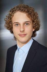 Wir machen ständig fotos für facebook, instagram oder snapchat, aber wenn es um das. Bewerbungsfoto Hochladen Bewerbungsfoto Tipps Fur Den Perfekten Ersten Eindruck Alejandrispanaderia