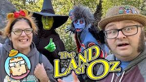 Autumn Land's Instagram, Twitter & Facebook