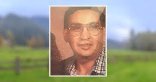 Alex Marez's Instagram, Twitter & Facebook