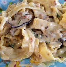 Pate Aux Cepes Frais Fait Maison Par Harmony M Cueillette De Cepes De Mon Petit Ethan Cette Apres Midi Recettes De Cuisine Cuisine Pates Aux Cepes