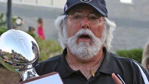 After 27 years, Rayburn changes colors