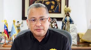 Douglas Rico: “Sí siente que no es bien atendido