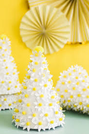 Diy Daisy Party Hat The House That Lars Built Daisy Party Party Hats Daisy Decorations
