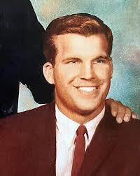 Larry Whyte's Instagram, Twitter & Facebook