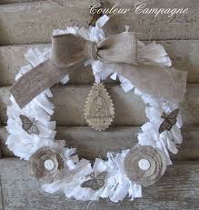 Un voleur était arrète mais il n'avait pas l'argent. Epingle Par Gris Mandarine Sur Couronnes Couronne Noel Noel Bricolage Decoration Couronne De Noel En Tissu