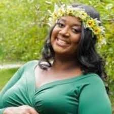 Darlene Parks's Instagram, Twitter & Facebook