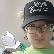 All of you Beth Chapman fans.Do you remember what color her handcuffs  were.???