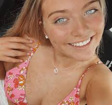 Amelia Punch (@ameliapunch_) • Instagram photos and videos