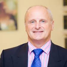 Judge leads tributes to Wynne Evans' 'hero' barrister brother Huw  🙏https://www.walesonline.co.uk/news/wales-news/judge-leads-tributes-strictlys-wynne-30803665