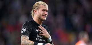 Loris karius, portero alemán del liverpool, está recibiendo numerosas amenazas de muerte anónimas en las últimas horas después de su lamentable actuación ante el real madrid en la pasada final de la champions league 2017 / 2018.la policía de merseyside ha confirmado al diario 'the telegraph' la exitencia de estas amenazas y que están investigando la procedencia de las mismas. Que Fue De Karius El Portero Que Condeno Al Liverpool En La Final De Champions Contra El Madrid