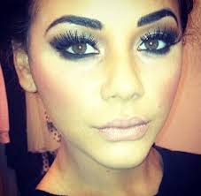 La Boniita I Dont Know If I D Ever Wear This Much Makeup Ever But I Think Its Really Pretty Hair Makeup Beautiful Makeup Hair Beauty