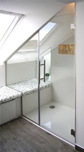 Glas Nischendusche Fur Ihr Badezimmer Edles Design Und Modern Fur Jedes Badezimmer Badezimmer Glas Glasdusche Attic Shower Small Attic Bathroom Loft Bathroom