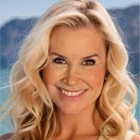 Rosalyn Dunlap's Instagram, Twitter & Facebook