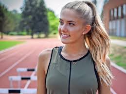 She is now a internet celebrity and model too. Leichtathletik Alica Schmidt