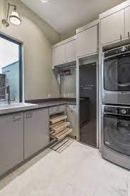 A tasteful balance of modern metal frame with 1 thick distressed wood table top, this dining table brings a simple beauty to your dining room. 75 Beautiful Small L Shaped Laundry Room Pictures Ideas July 2021 Houzz