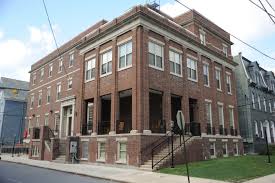 Renovated In 2007 Marie Luksic Hall Is Named After Marie F Luksic A Former Registrar At King S Home To Upper Residence Hall Beautiful Buildings Double Room