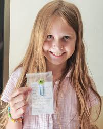 For a lot of people, paper clips are a simple office supply. For me, they  are a collectable that gives me inspiration every time they hold my papers  together🖇️ IG bujohome . #