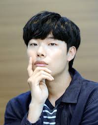 May 11, 2021 · actor ryu jun yeol recently proved his duality when he showed how impressive his visuals are with both long and short hair. Ryu Jun Yeol To File Complaint Over Ilbe Posts The Korea Times