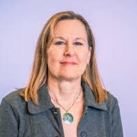 Sandra Ireton's Instagram, Twitter & Facebook