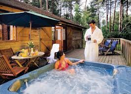 Flowery dell luxury pine lodges are set in a peaceful valley just a mile from richmond, yorkshire. 20 Best Log Cabins For Babies Toddlers