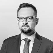 Teresa Markiewicz's Instagram, Twitter & Facebook