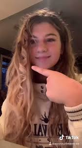 Anna Primavera (AannaprimaveraA)