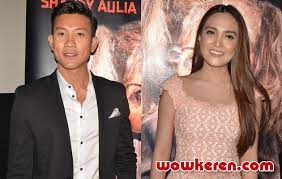 Ayin sya 881.364 views1 year ago. Reuni Di The Doll Denny Sumargo Nggak Sungkan Peluk Shandy Aulia
