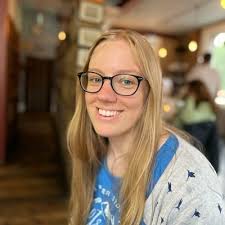 Vicky Richards's Instagram, Twitter & Facebook