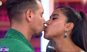 Anthony Aranda se incomodó con Melissa Paredes por ruptura