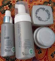 Aug 19, 2020 · reaksi awal pemakaian pertama ms glow acne pada step 1 kadang malah membuat jerawatan. 5 Ciri Ms Glow Acne Palsu Ini Reaksi Awal Pemakaian Kemasan Baru Asli