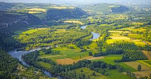 Dordogne from mapcarta, the open map. Reiseziel Dordogne Perigord Das Land Wo Man Es Sich Gut Gehen Lasst
