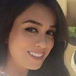 Sandra Shams's Instagram, Twitter & Facebook