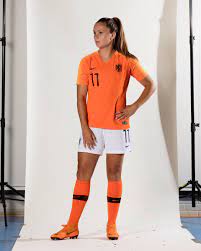 Lieke elisabeth petronella martens ron, is a dutch footballer who plays as a midfielder for barcelona and the netherlands women's national t. Lieke Martens On Twitter You Don T Get A Second Chance Often So Let S Take It And Give Everything Tomorrow Gameday Oranjeleeuwinnen Samensterk Https T Co 2emcmah8oa