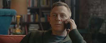 One of the british theatre's most famous faces, daniel craig, who waited tables as a struggling teenage actor with the national youth theatre he was born daniel wroughton craig on march 2, 1968, at. Daniel Craig In Ad Campaign For Vodafone Gigatv Bond Lifestyle