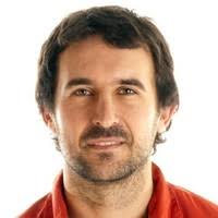 2100+ perfiles de «Larrañaga»