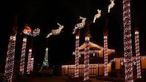 These large outdoor christmas decorations have copper wirings and uniform brightness. Large Outdoor Christmas Decorations Youtube