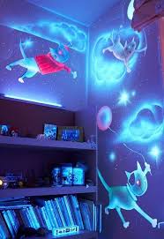 How To Diy Glow In The Dark Paint Wall Murals Icreativeideas Com Follow Us On Facebook Https Www Facebook Com Icreativeideas Fancy Bedroom Dark Bedroom